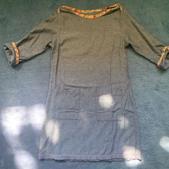 Vintage tunic with floral detailing - Picture 2 of 3
